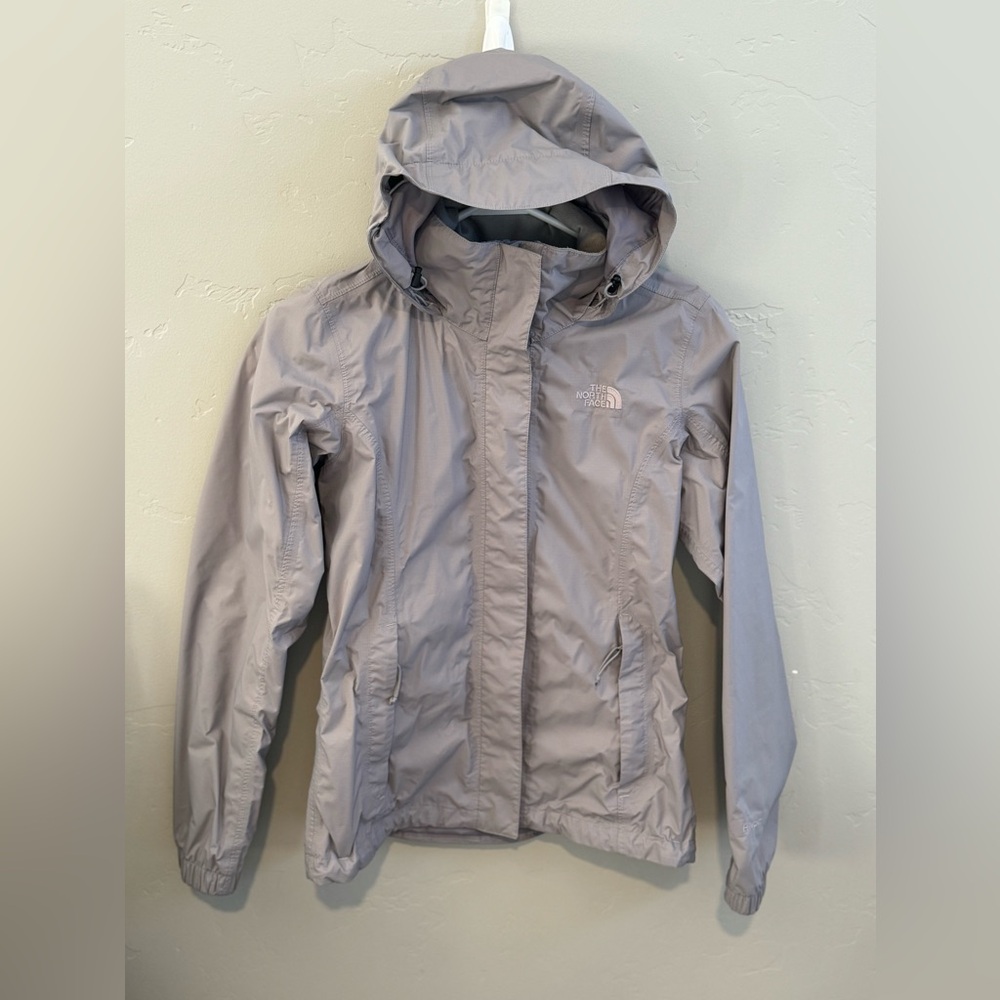 North Face Women’s wind/rain jacket The North face